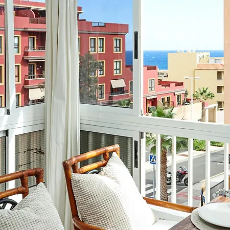 Cozy Near The Sea With Private Parking El Médano
