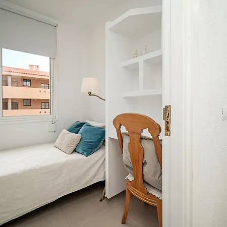 Cozy Near The Sea With Private Parking * El Médano