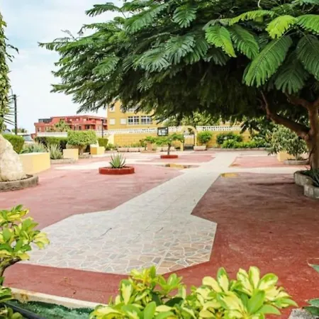 Apartment Cozy Near The Sea With Private Parking *